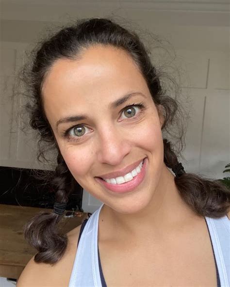 Athena Karkanis (@athenakarkanis) • Instagram photos and videos.